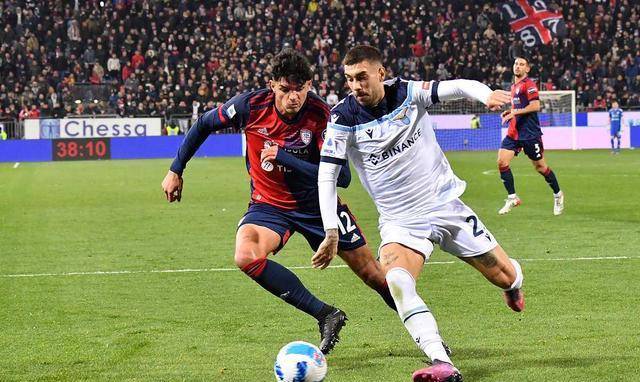 现充满期待 现充满期待