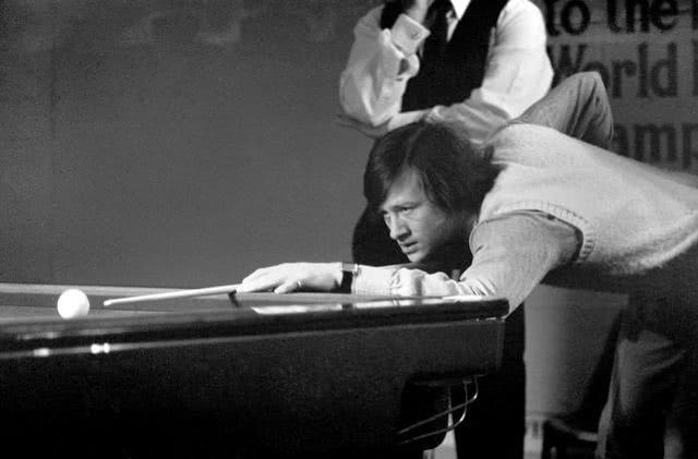 了自己年轻 了自己年轻