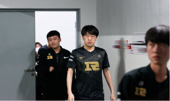 通过更加科 通过更加科