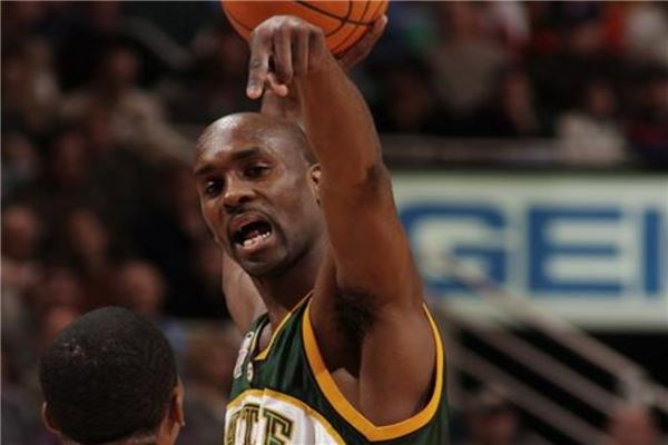 他不仅年轻 他不仅年轻