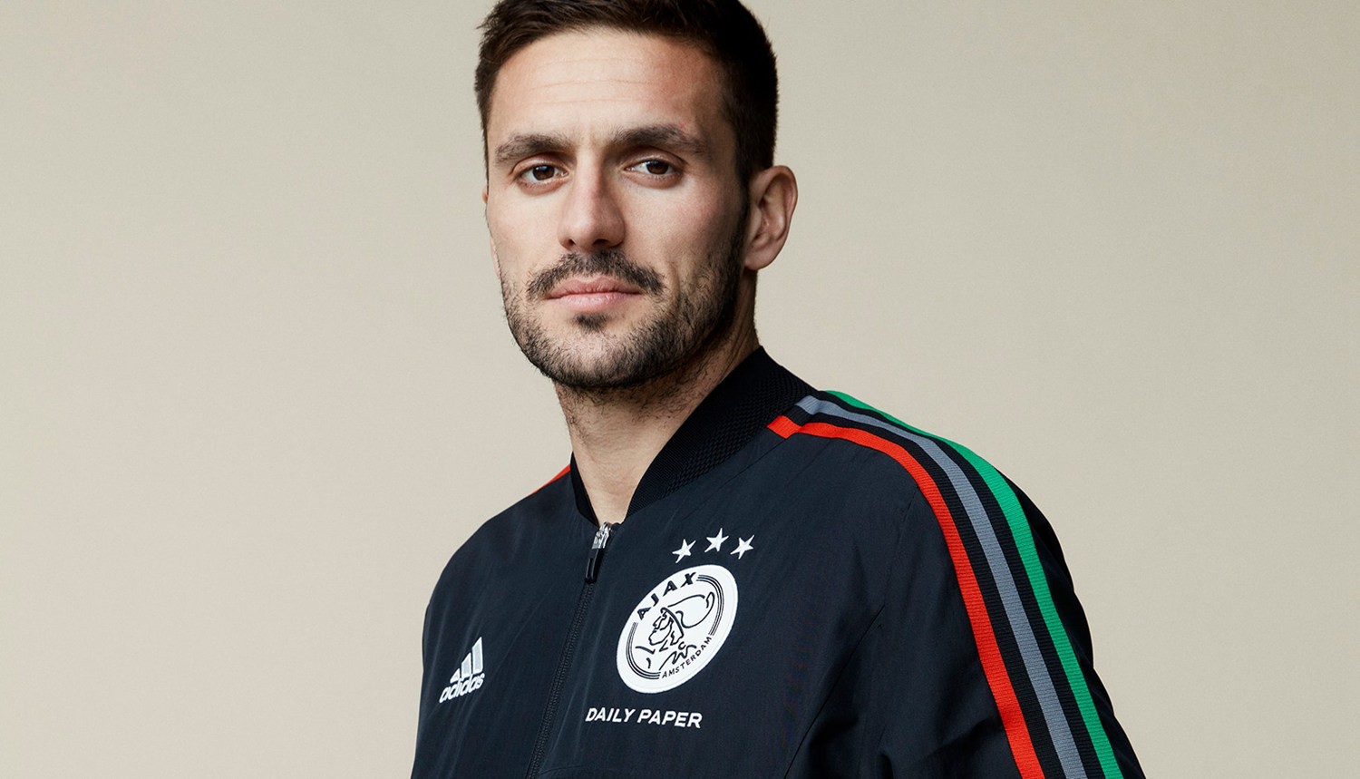 仅在球迷中 仅在球迷中