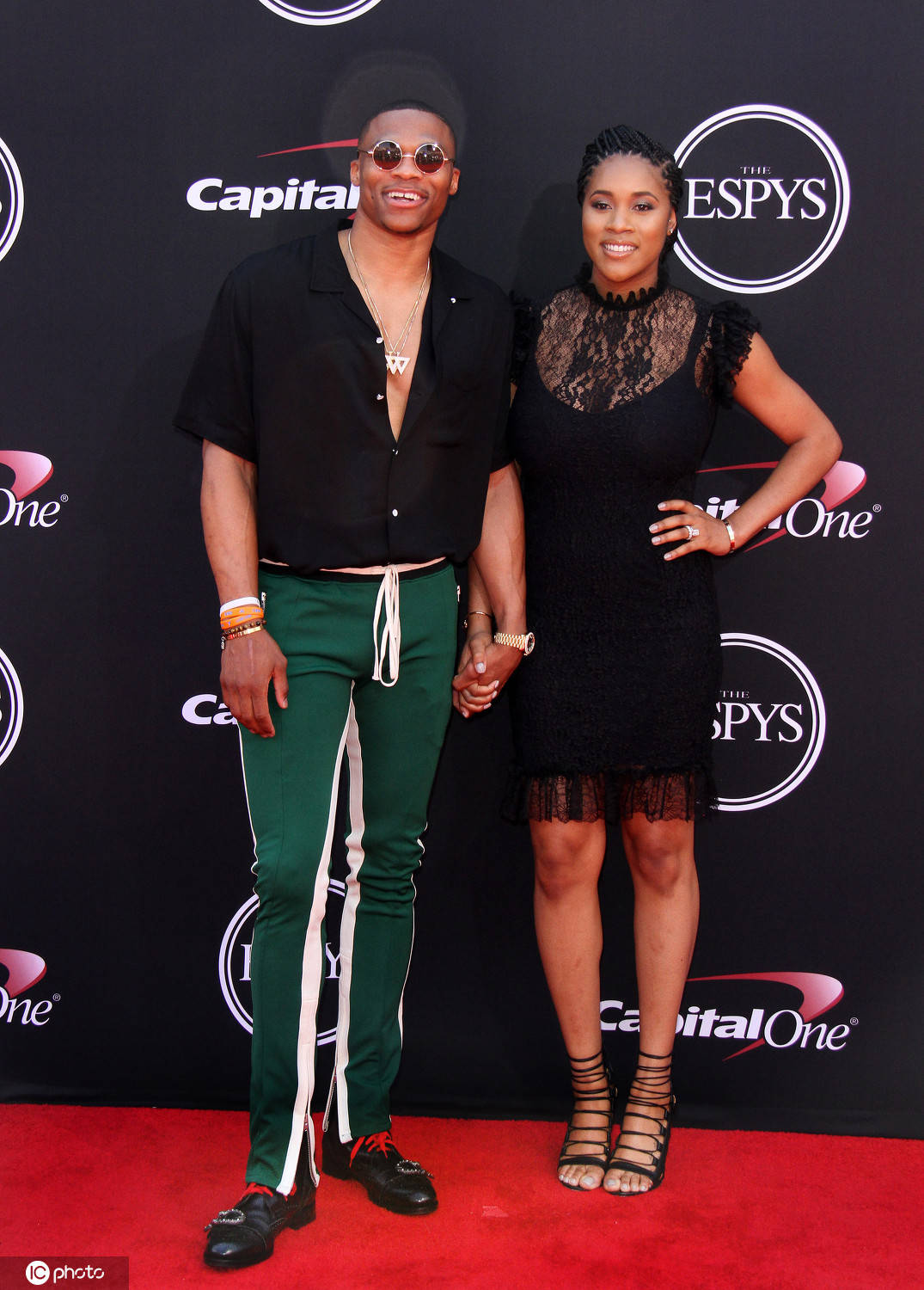 巨星标签叠 巨星标签叠